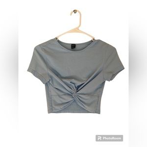 SHEIN 2pcs Solid Twist Front Tee